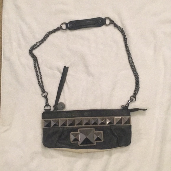 Blk Leather Handbag w/ Gun Metal Accents/Hardware - Picture 1 of 3